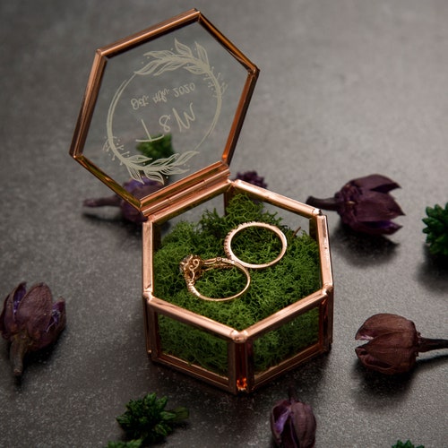Personalized Hexagon Glass Ring Box with Moss | Gold or Rose Gold