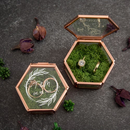 Personalized Hexagon Glass Ring Box with Moss | Gold or Rose Gold
