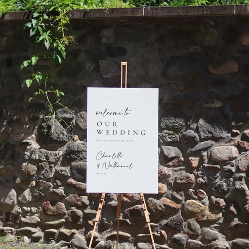 Personalized Vertical Wedding Welcome Sign