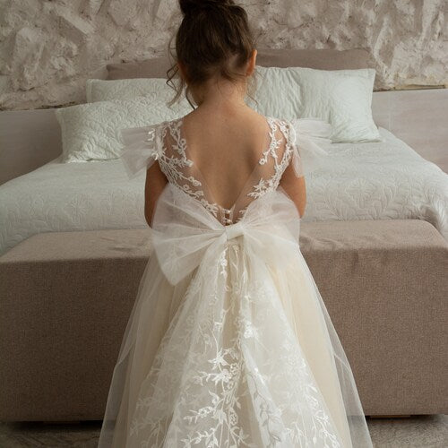 Ivory Flower Girl Dress with Detachable Train & Lace Embroidery - Tutu Ball Gown for Girls