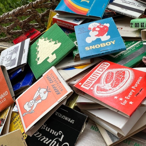Vintage Matchbook Collection – Set of 16
