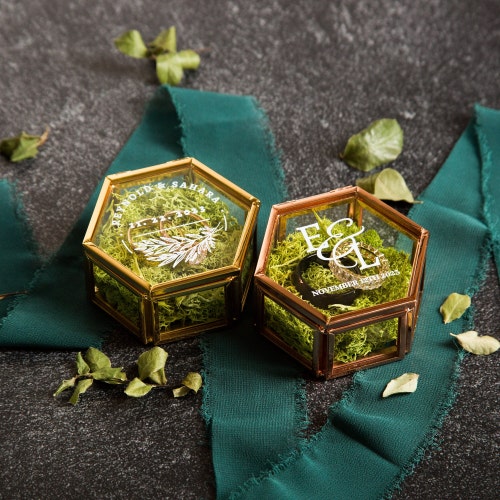 Personalized Hexagon Glass Ring Box with Moss | Gold or Rose Gold