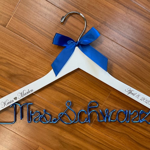 Personalized Wedding Dress Hanger with Silver Wire Name