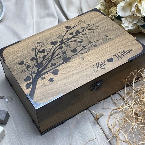 Personalized Wooden Gift Box – Romantic Keepsake for Him or Her