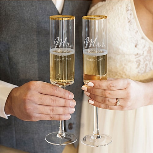 Engraved Mr. and Mrs. Gold Rim Champagne Flutes – Set of 2