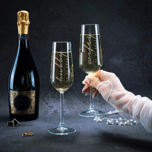 Engraved Wedding Champagne Flutes