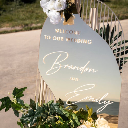 Gold Acrylic Arch Wedding Welcome Sign