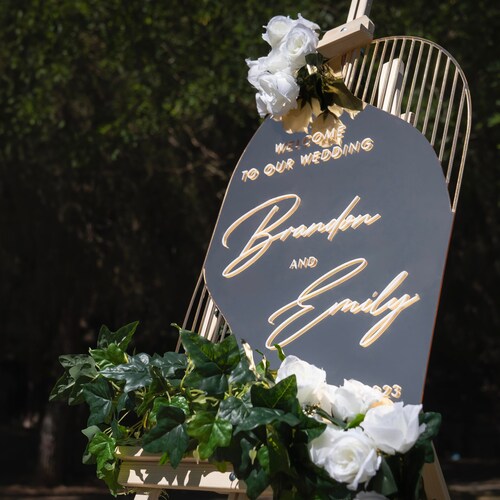 Gold Acrylic Arch Wedding Welcome Sign