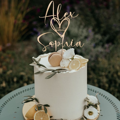 Heart-Shaped Personalized Wedding Cake Topper – Custom Date Design