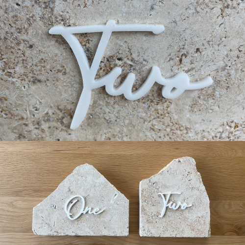 Modern Cursive Acrylic Table Numbers Set – DIY Wedding Decor with Glue