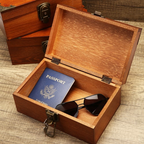 Personalized Wooden Gift Box with Lock and Key