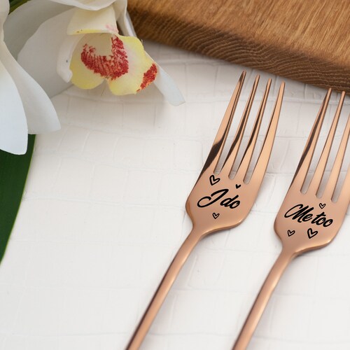 Personalized Wedding Cake Cutting Set with Forks