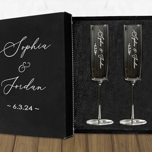 Modern Wedding Toasting Flutes with Free Personalization – Set of 2