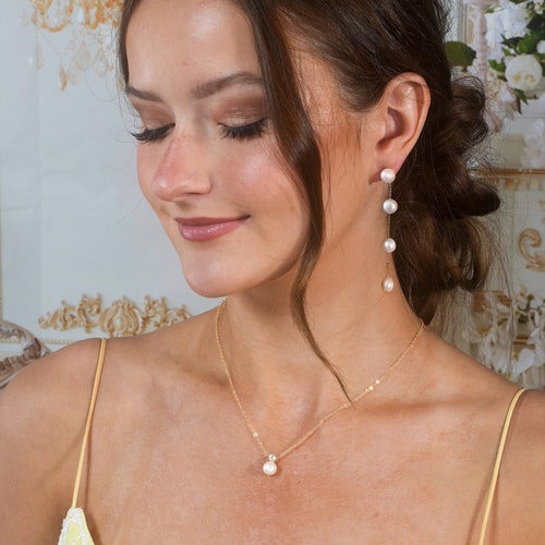 Bridal Pearl Bow Hair Accessory with Veil for Wedding or Bachelorette