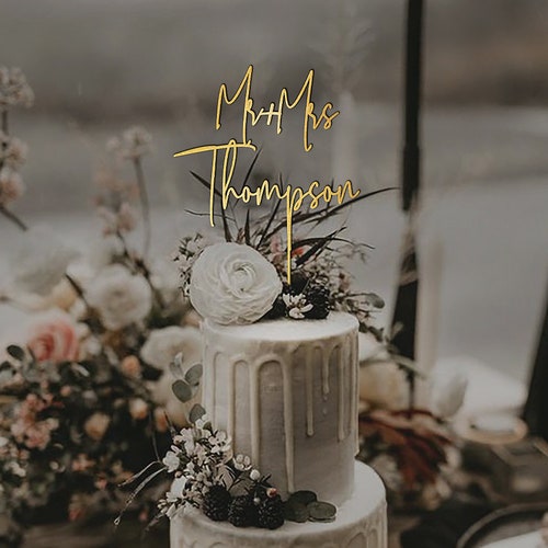 Rustic Personalized Wedding Cake Topper – Custom Mr. & Mrs. Design