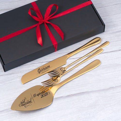 Personalized Wedding Cake Cutting Set with Forks