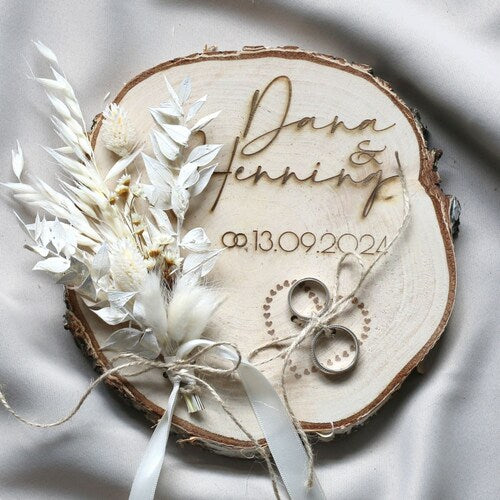 Personalized Boho Wedding Ring Holder – Engraved Wooden Disc with Dried Flowers