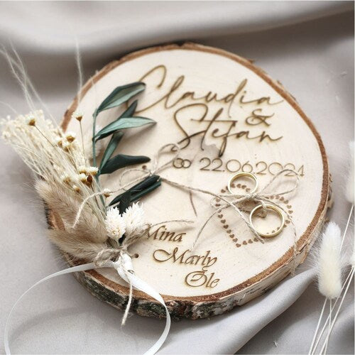 Personalized Boho Wedding Ring Holder – Engraved Wooden Disc with Dried Flowers
