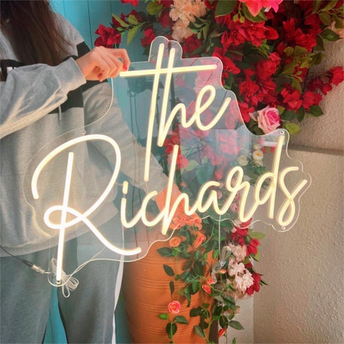 Custom Neon Wedding Name Sign – Personalized LED Wall Decor
