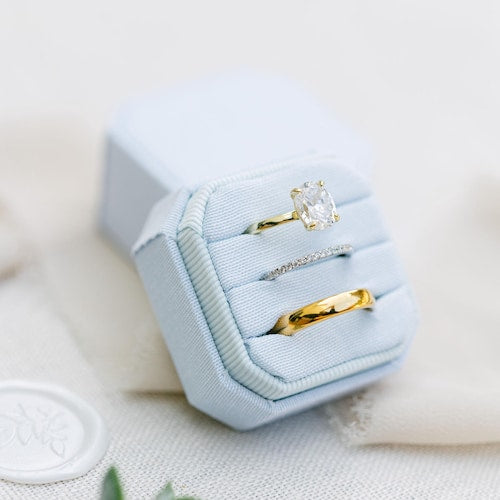 Triple Slot Linen Wedding Ring Box – Modern Engagement Ring Box