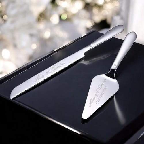 Personalized Wedding Cake Cutting Set