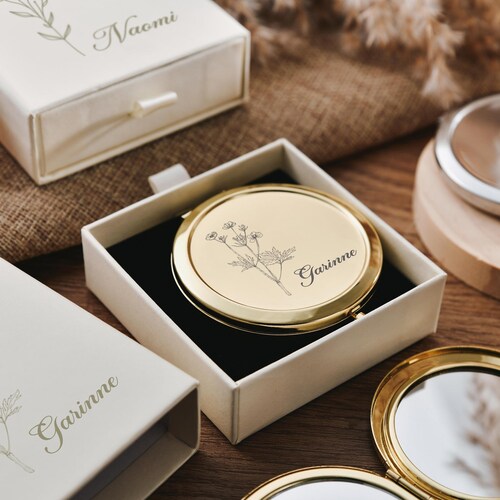 Personalized Compact Mirror – Custom Bridesmaid Gift, Wedding Gift, Hen Party Keepsake