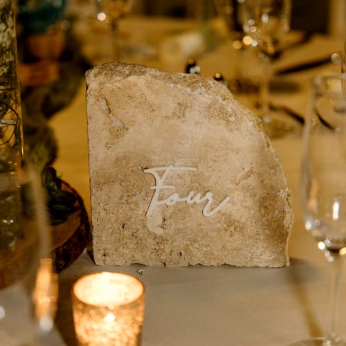 Modern Cursive Acrylic Table Numbers Set – DIY Wedding Decor with Glue