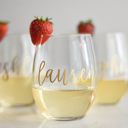 Personalized Bridesmaid Wine Glasses – Elegant Custom Gift for Bridal Party Celebrations