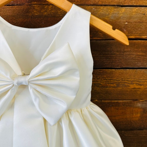 Ivory V-Back Satin Flower Girl Dress with Detachable Bow